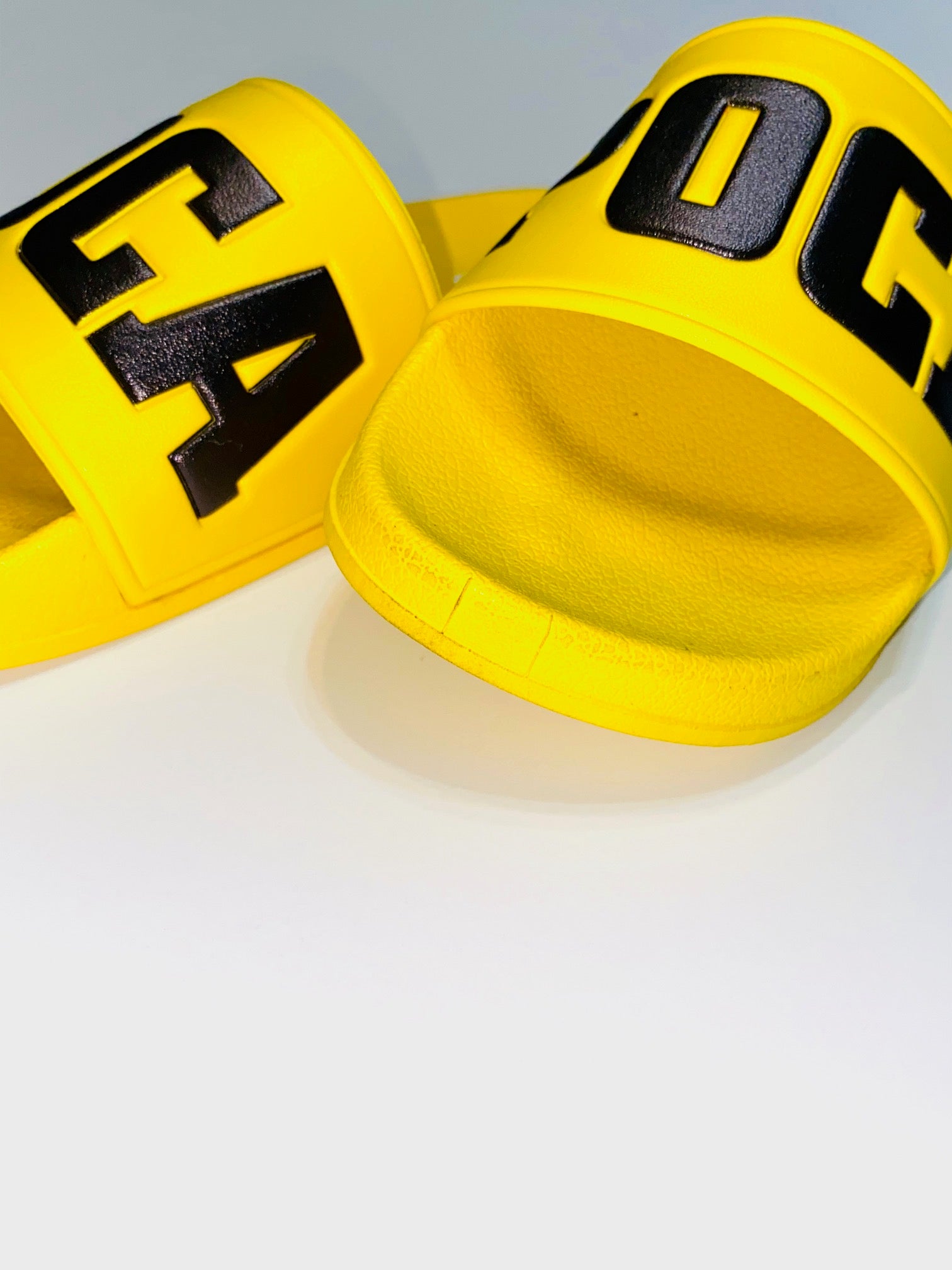 O4D Yellow 'Caution Tape' Slides